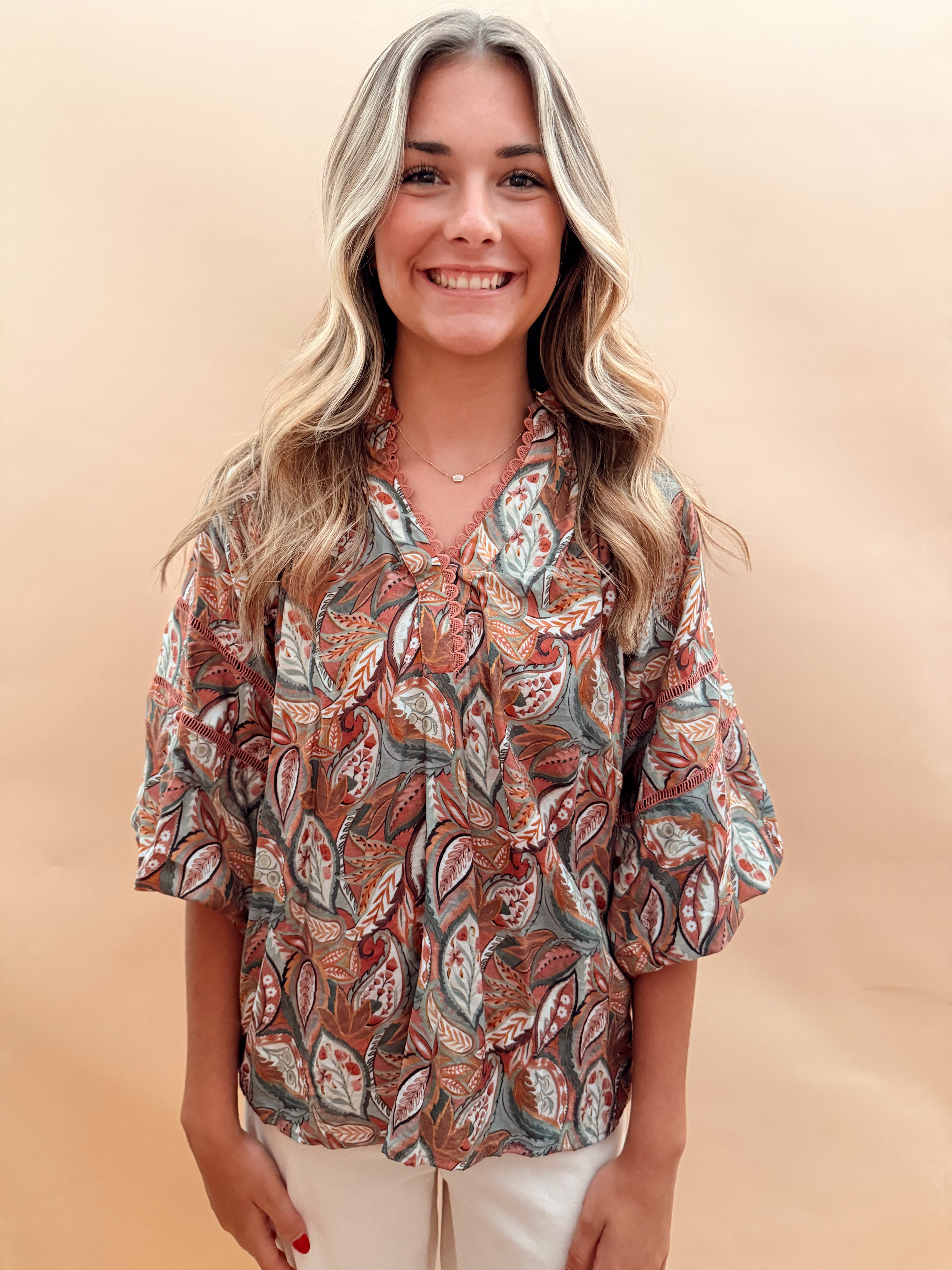 Vneck collar top lace trim