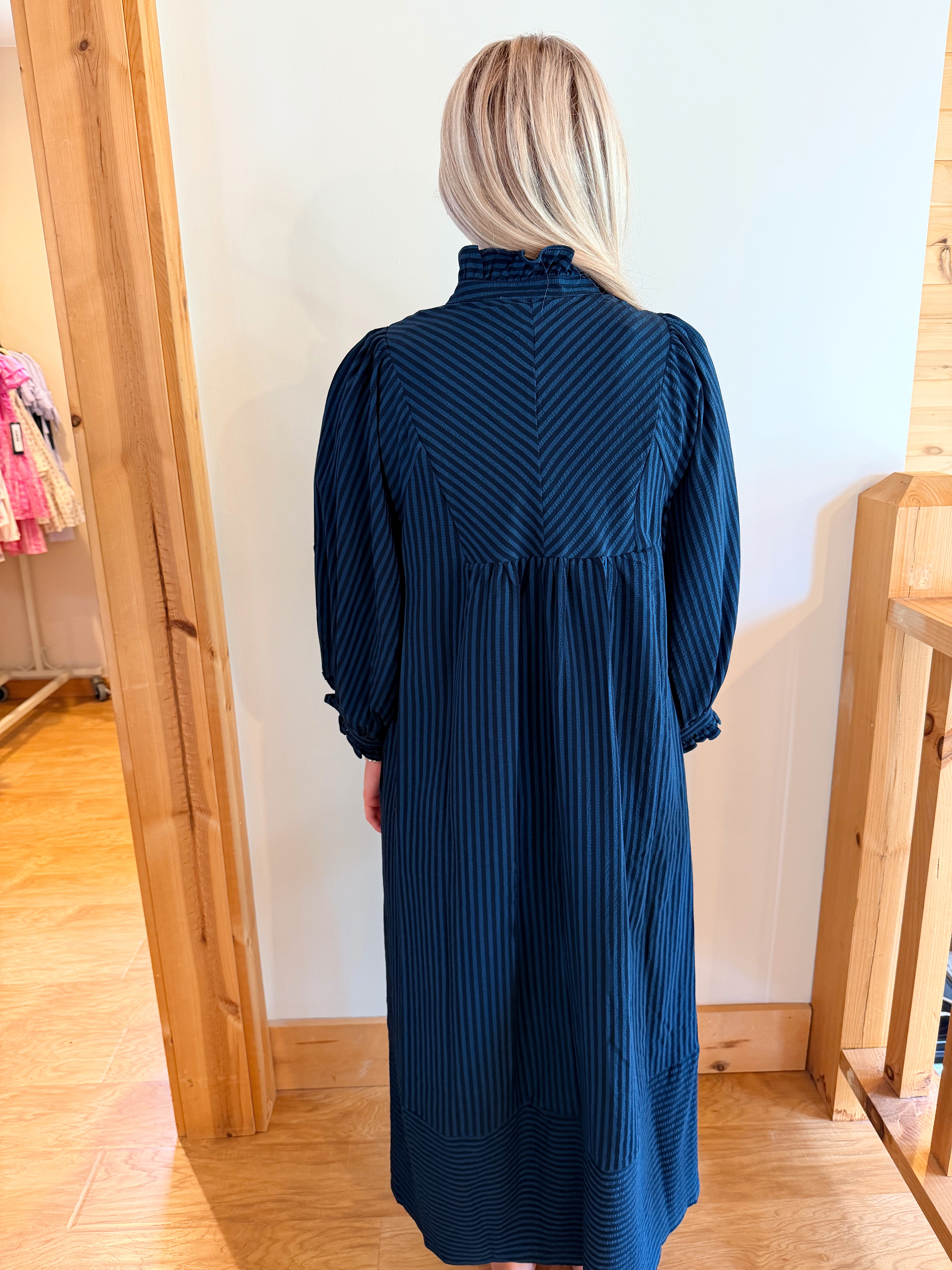 Striped seersucker midi dress