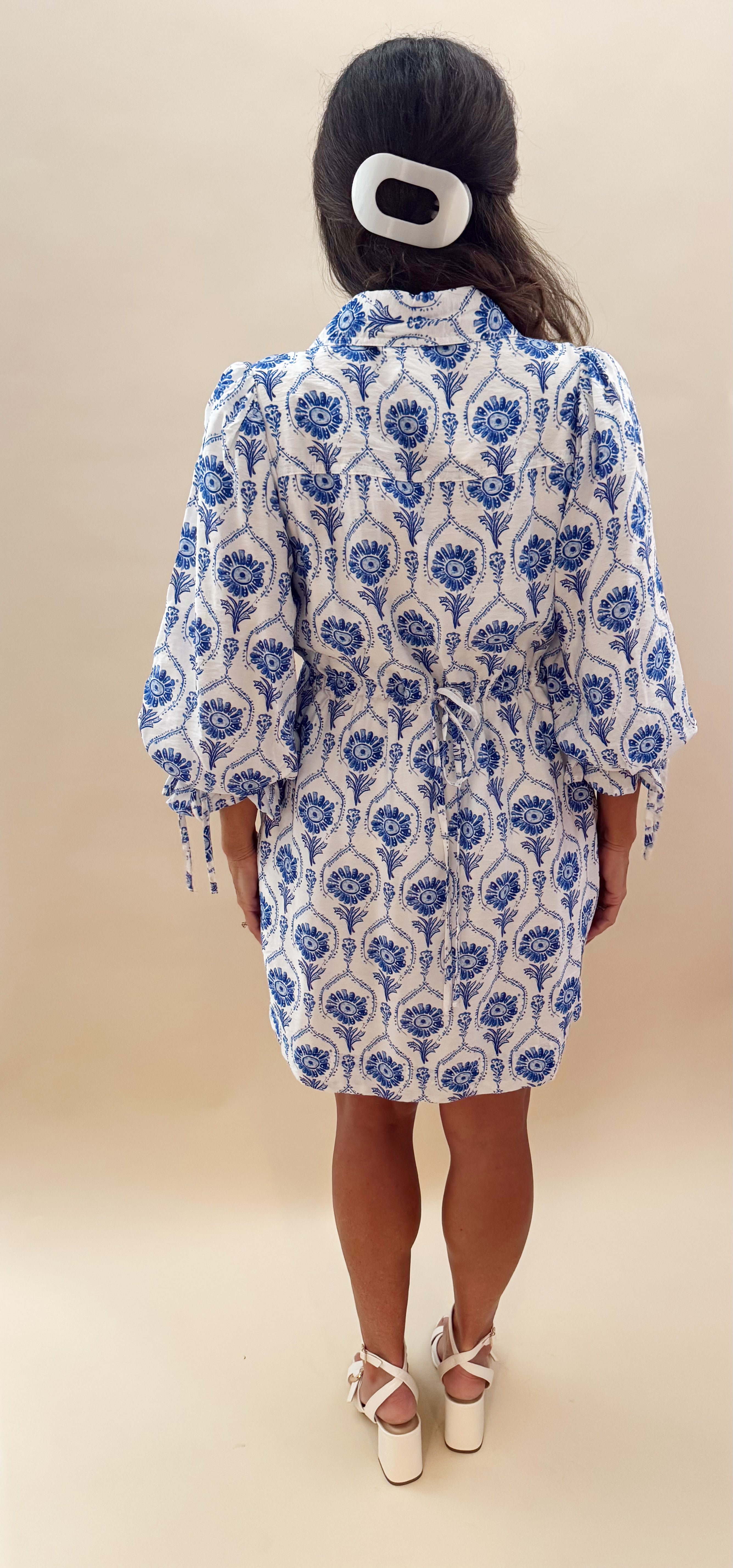 Pattern lined dress