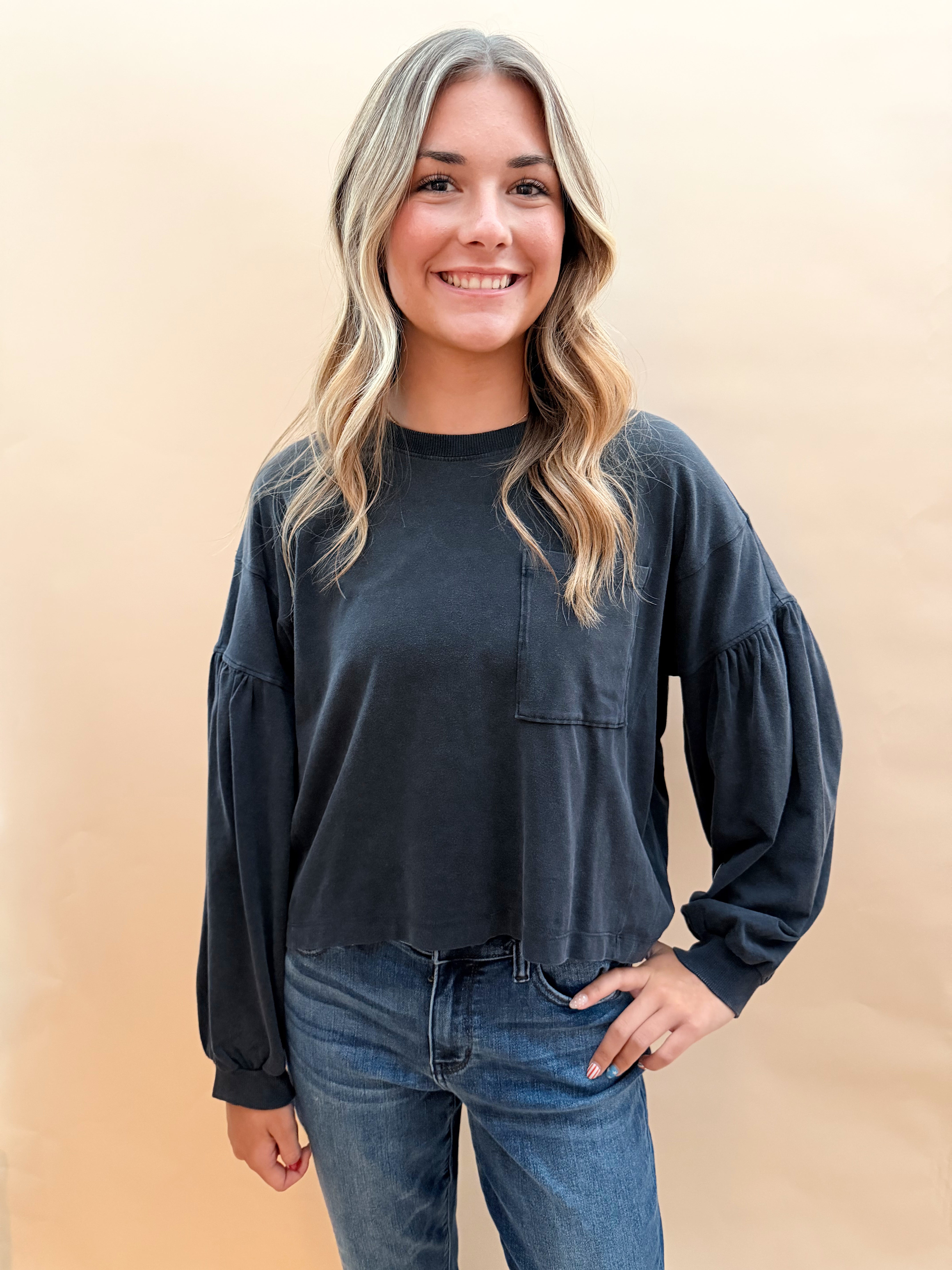 Puff Sleeve Long Sleeved Knit Top