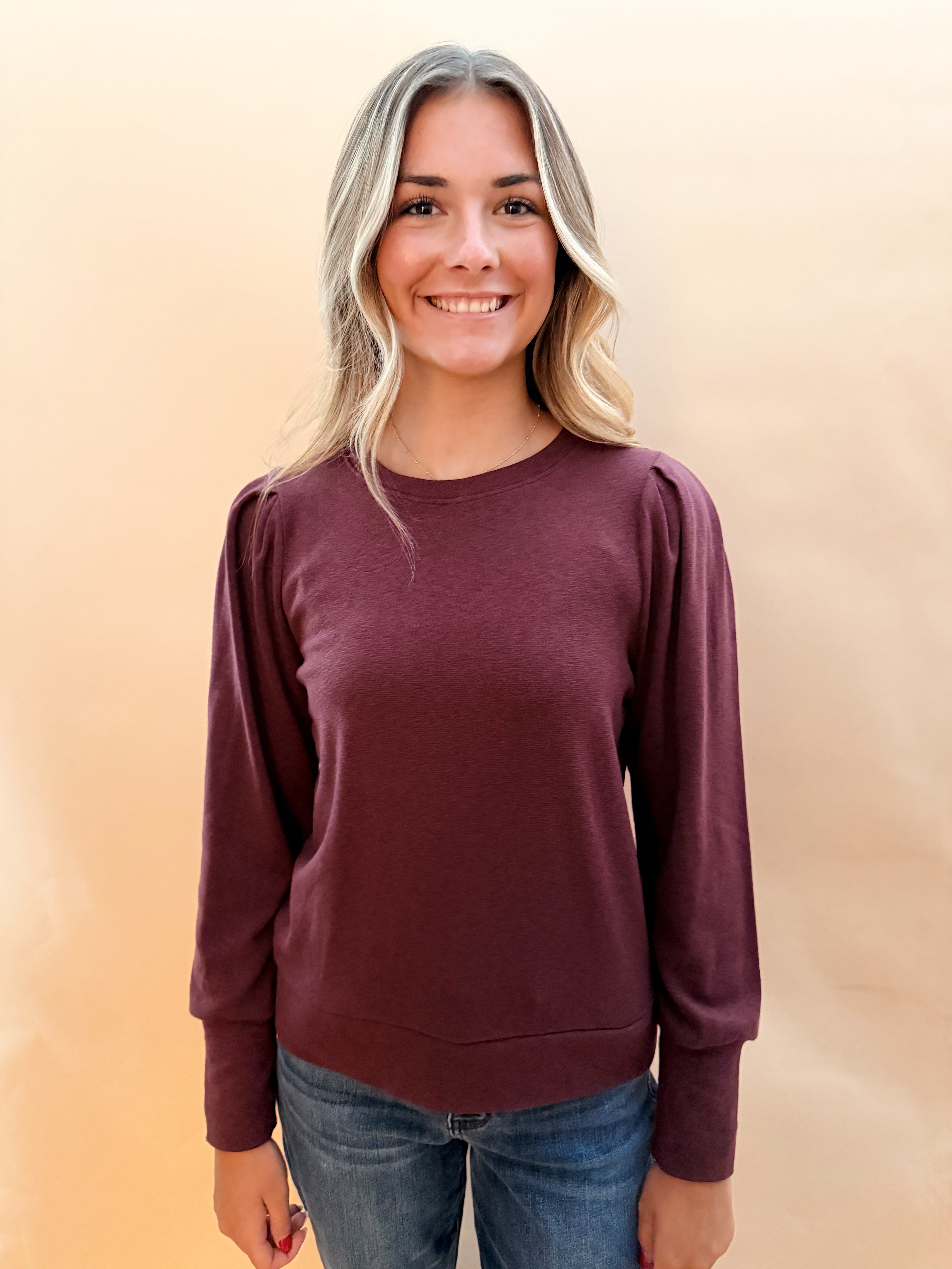 Crew neck pleated sleeve top