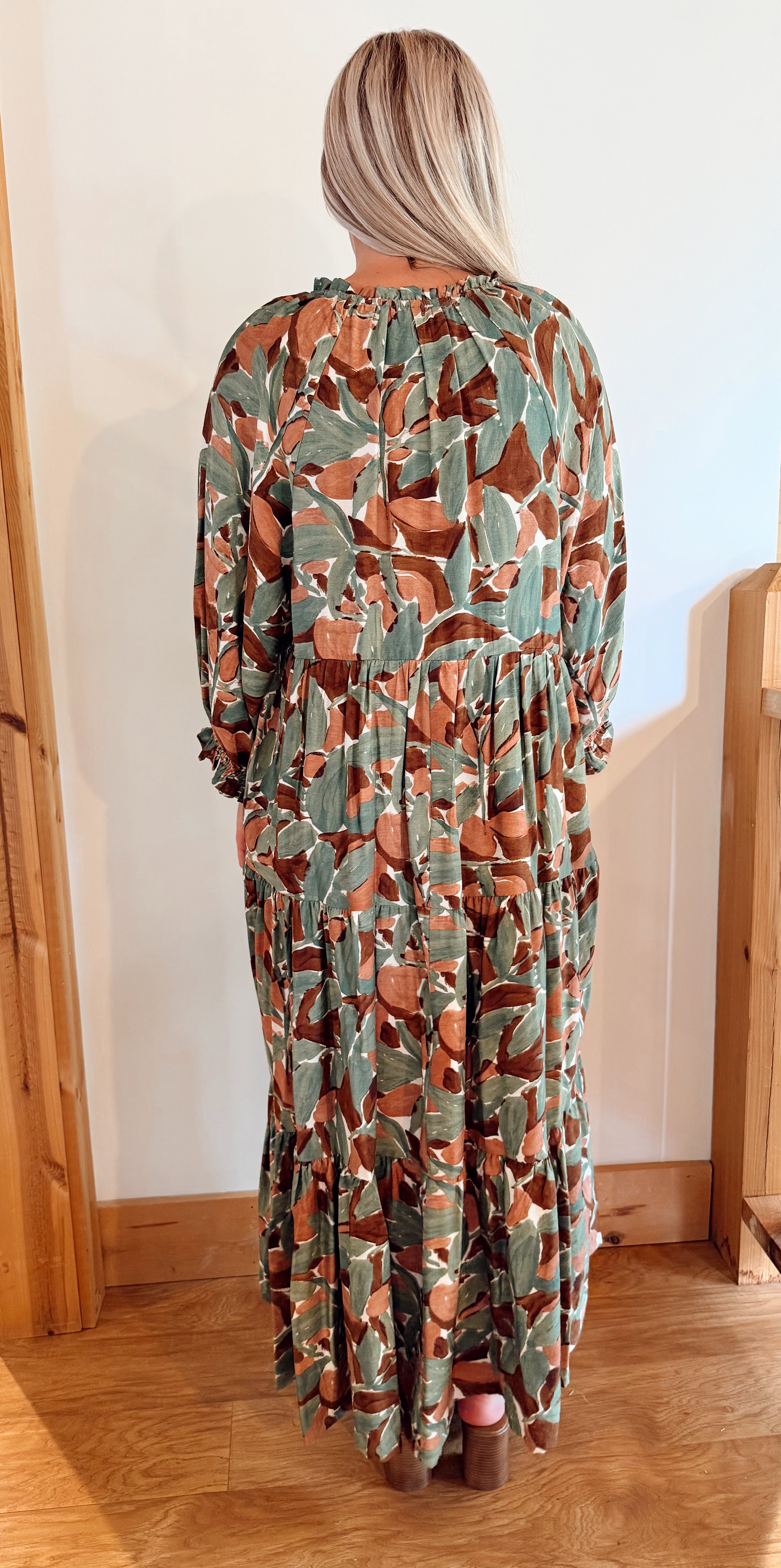 Print tiered midi dress