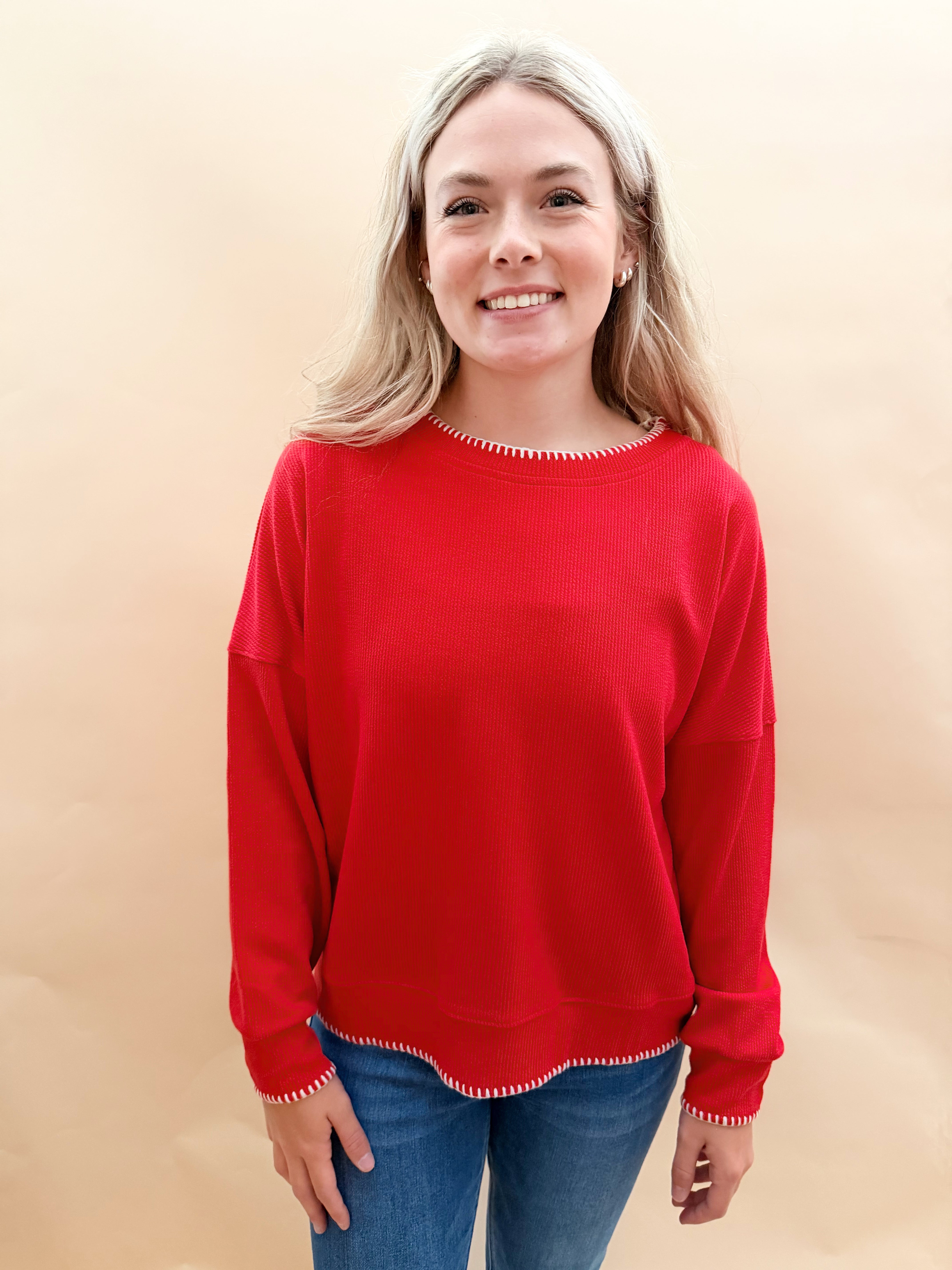 Long sleeve top stitch detail