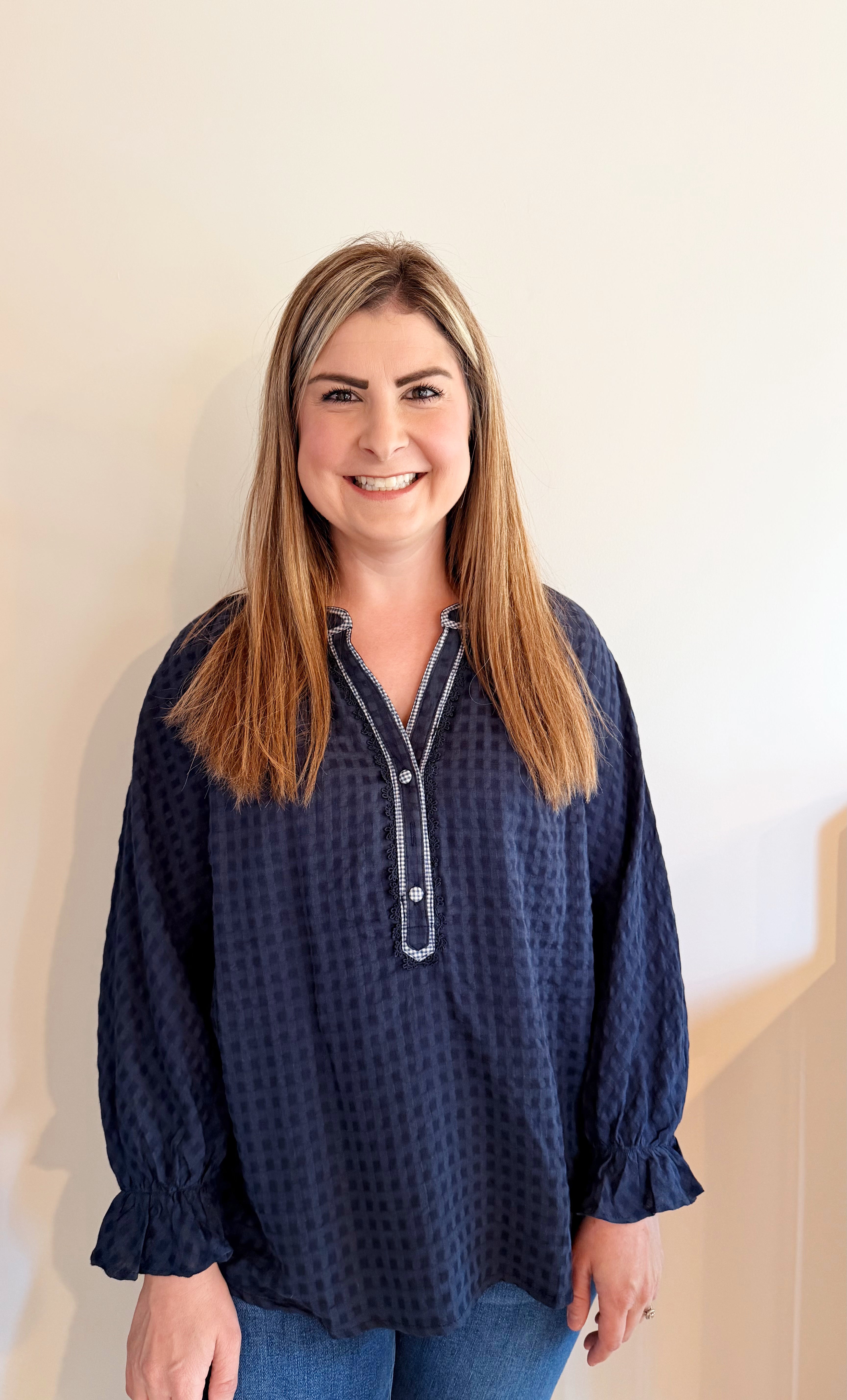 Long sleeve top contrast detail