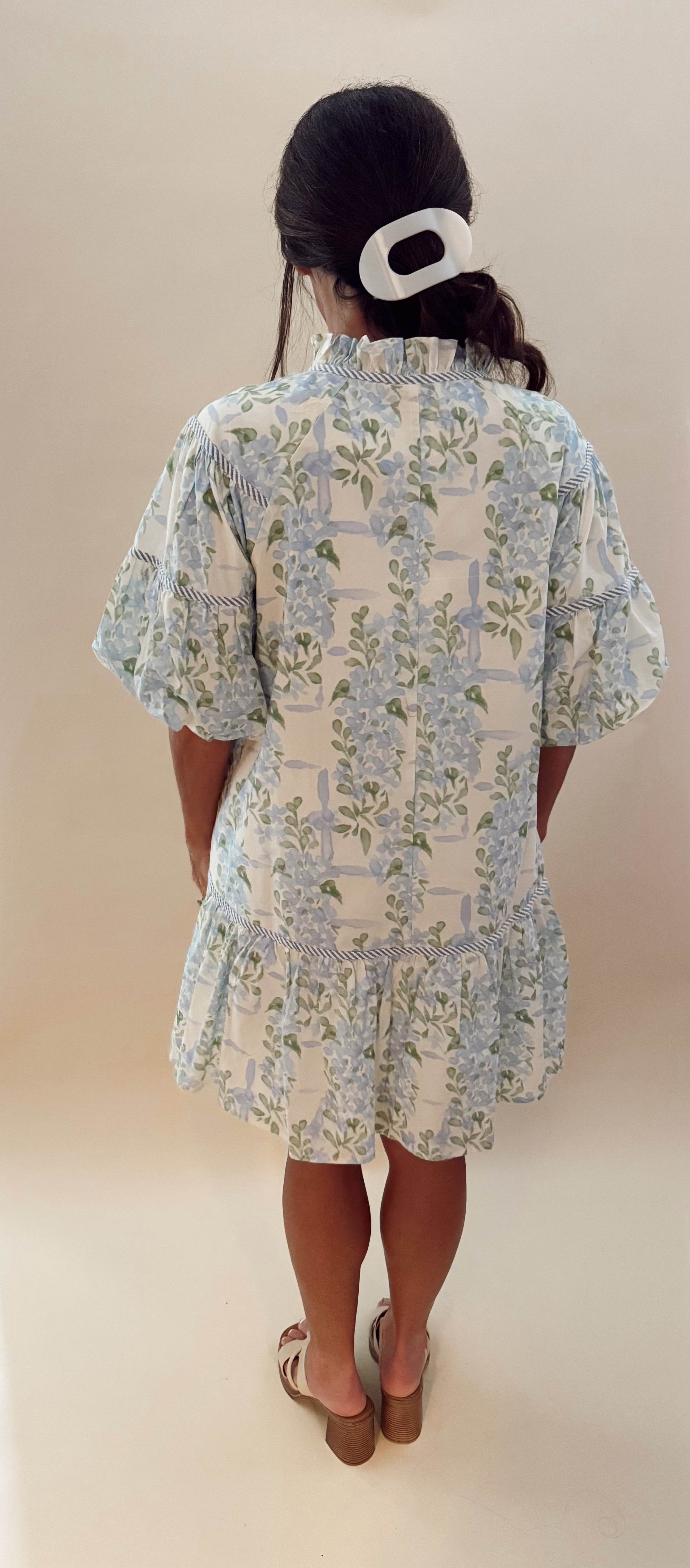 Blue puff sleeve floral dress