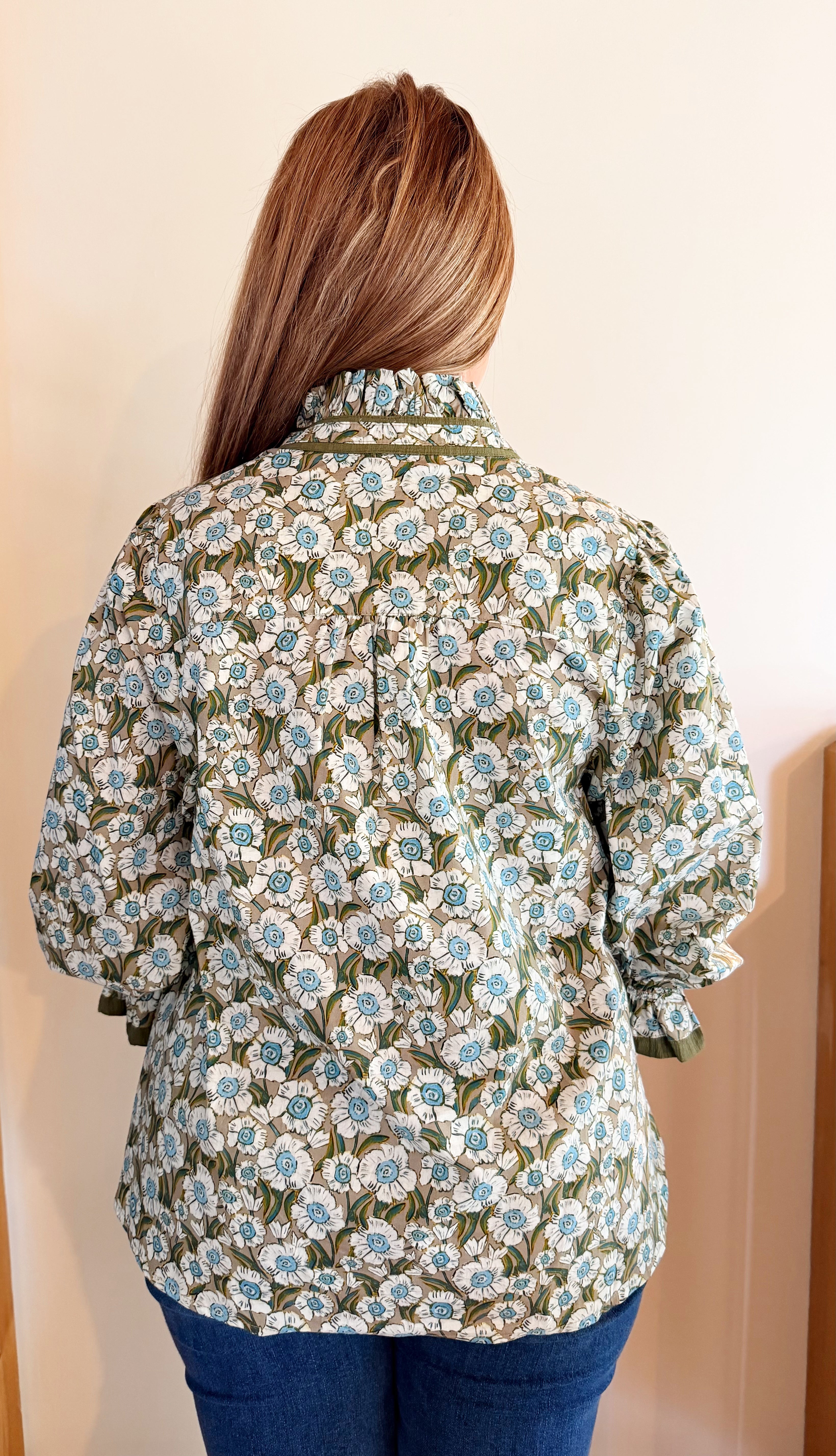 Ruffle neck floral print top