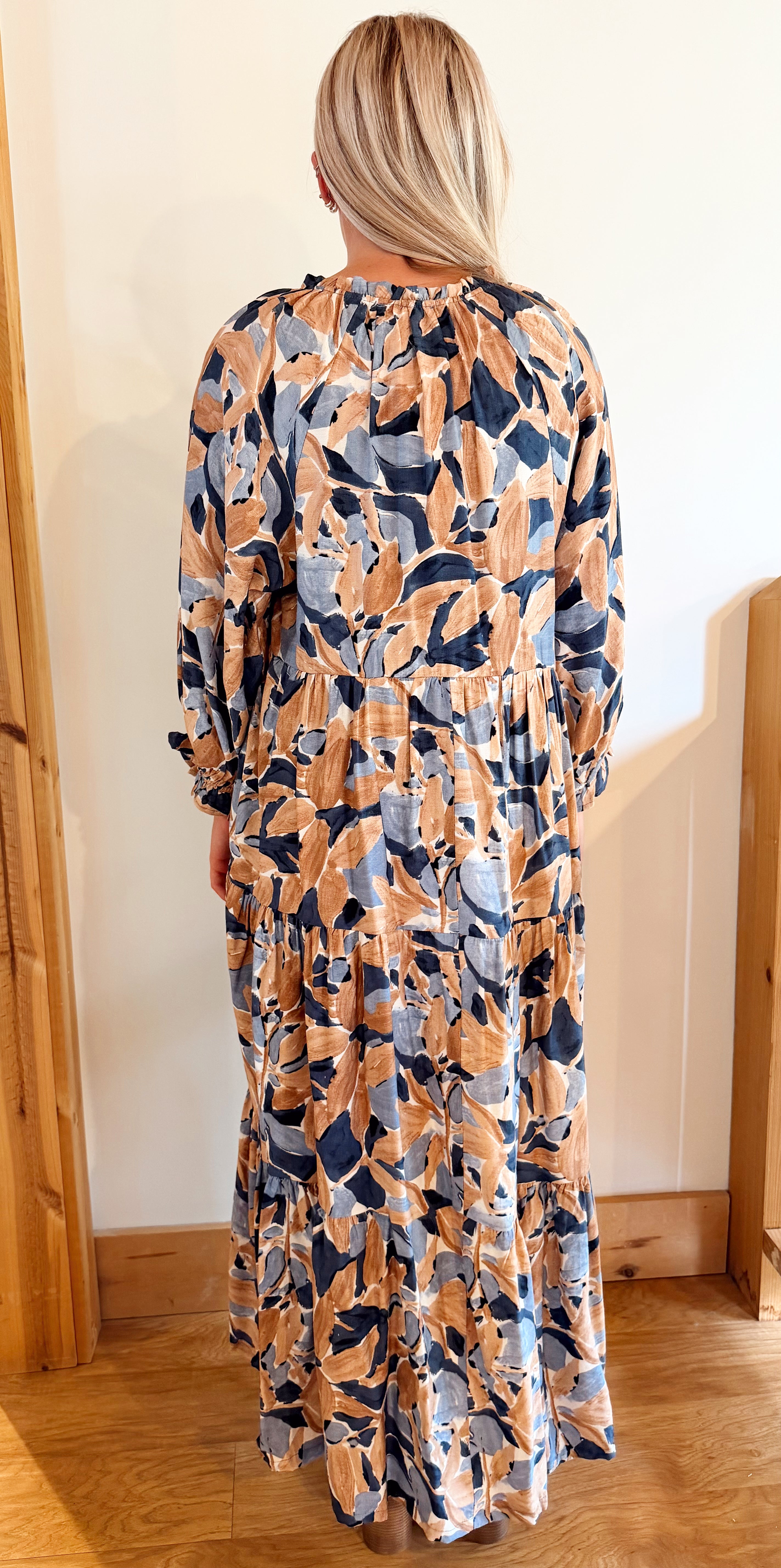 Print tiered midi dress