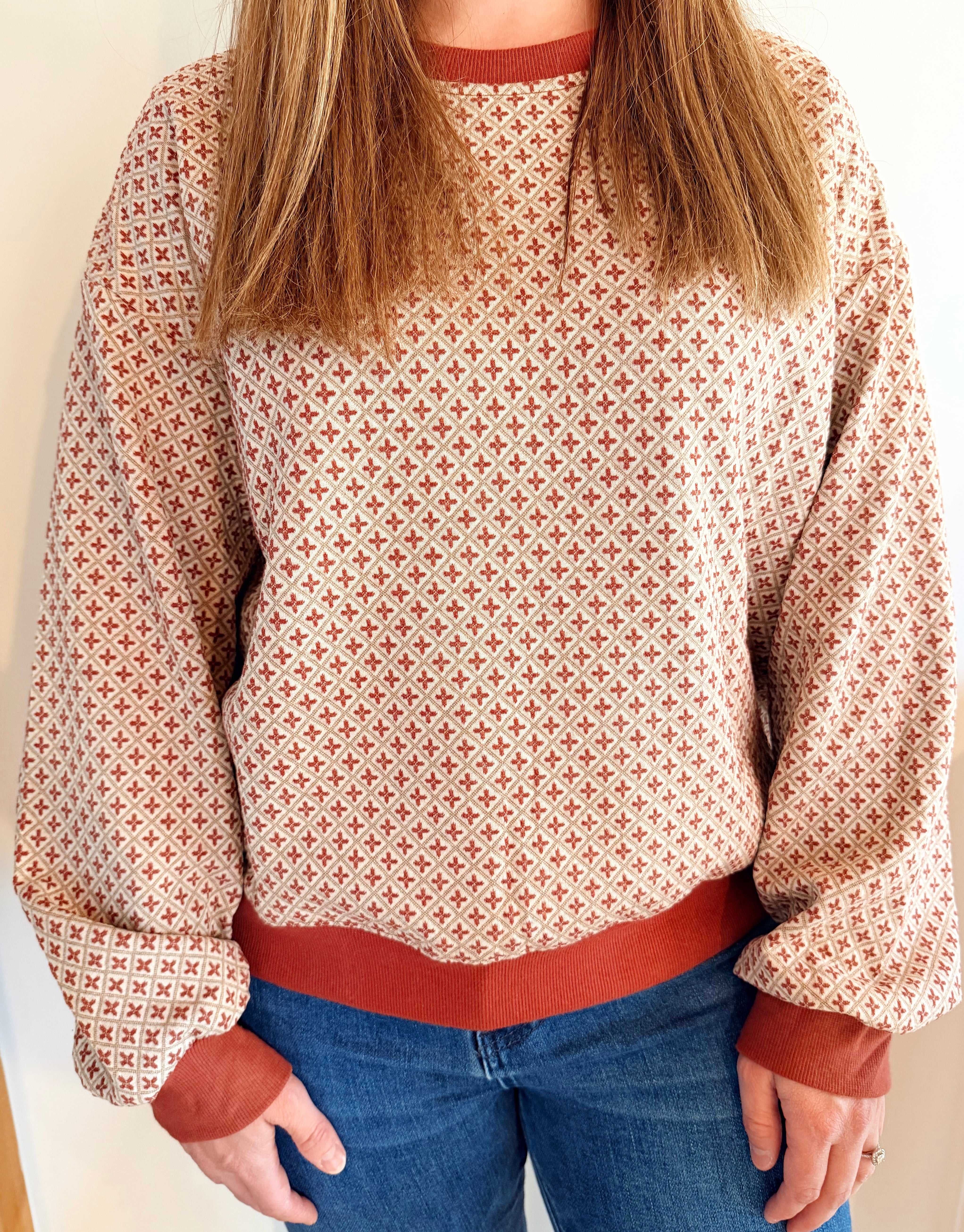 Printed crewneck long sleeve top