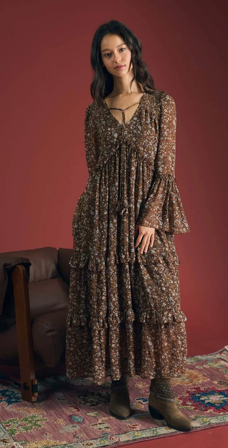 Floral flowy long sleeve dress