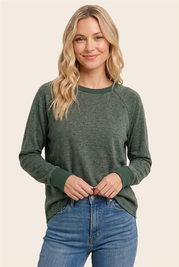 Long sleeve top rib accent