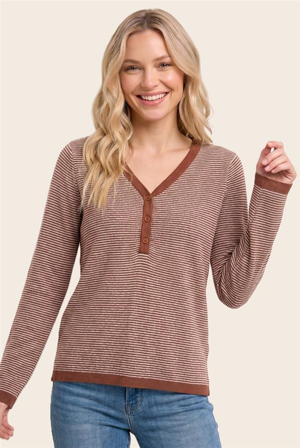 Button stripe top