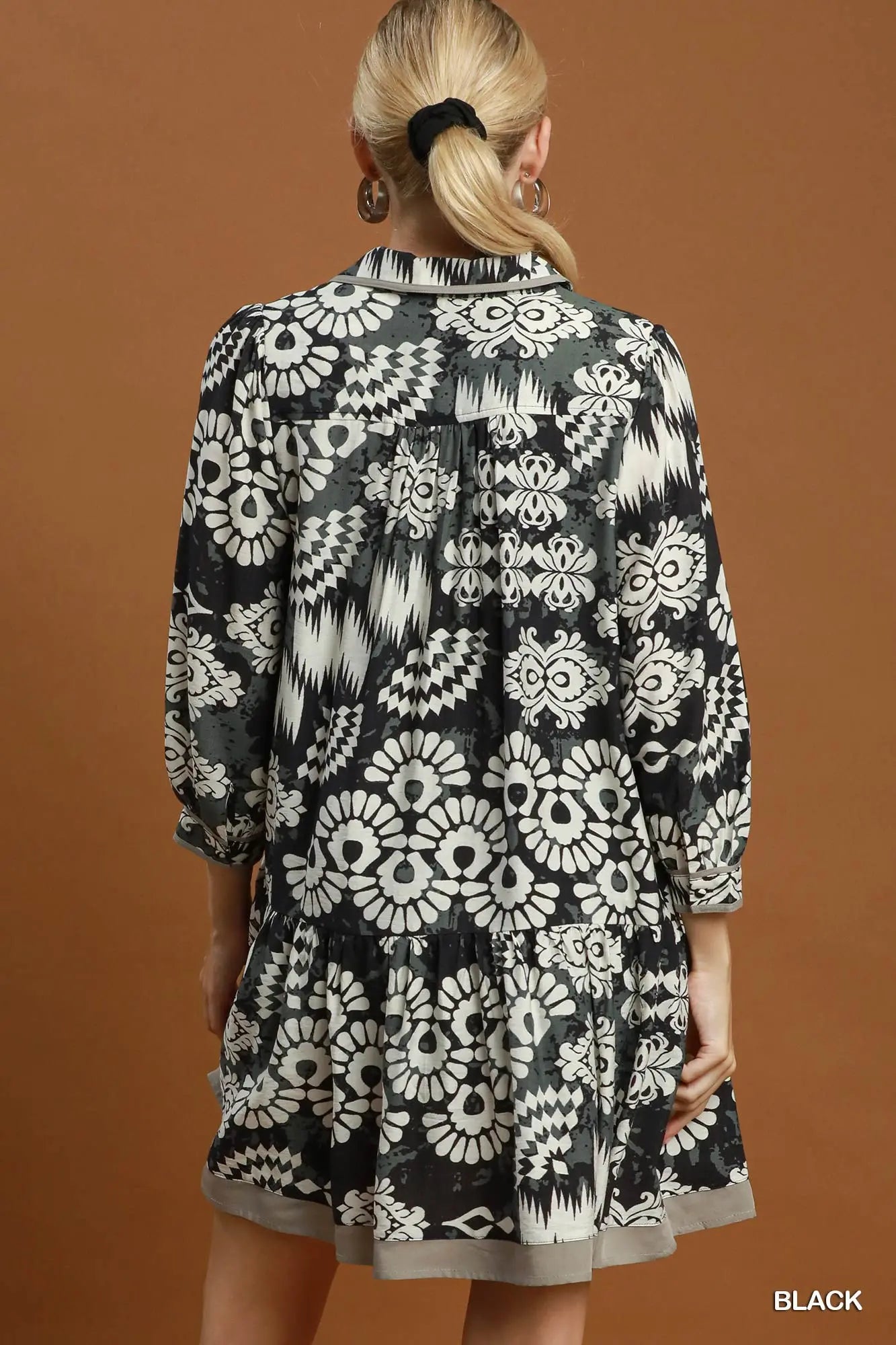 VNeck puff sleeve dress
