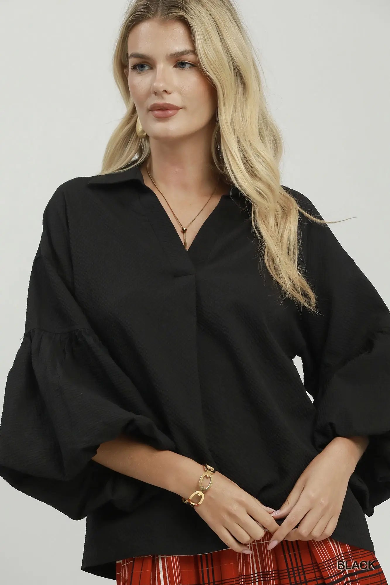 Textured puff sleeve blouse