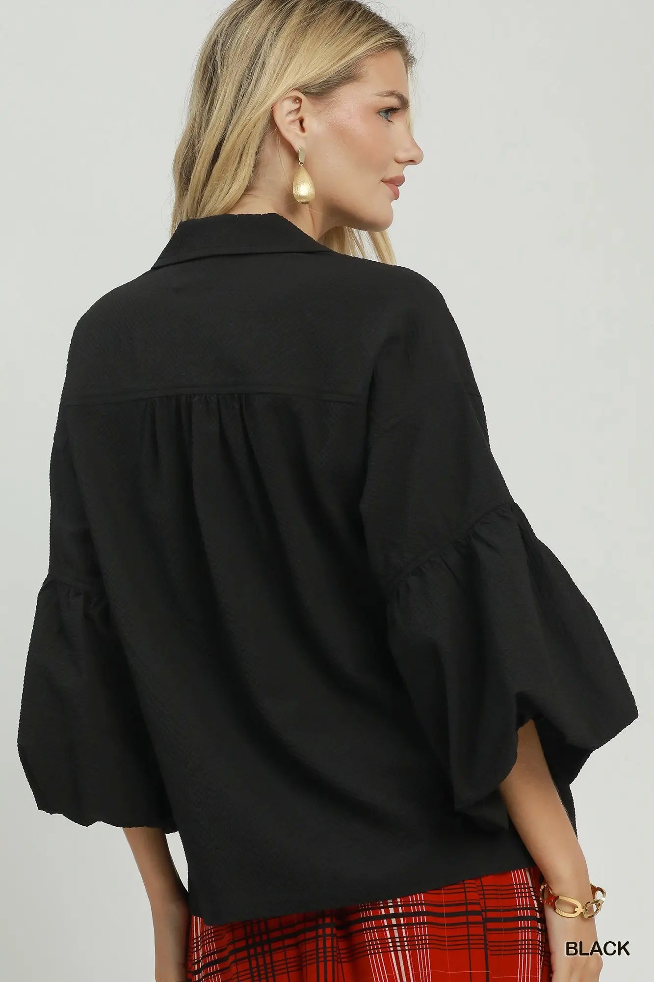 Textured puff sleeve blouse