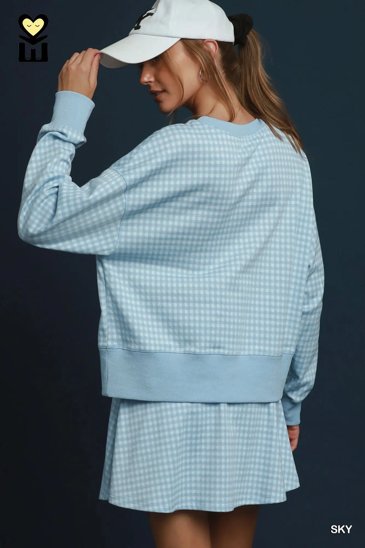 Gingham long sleeve pullover