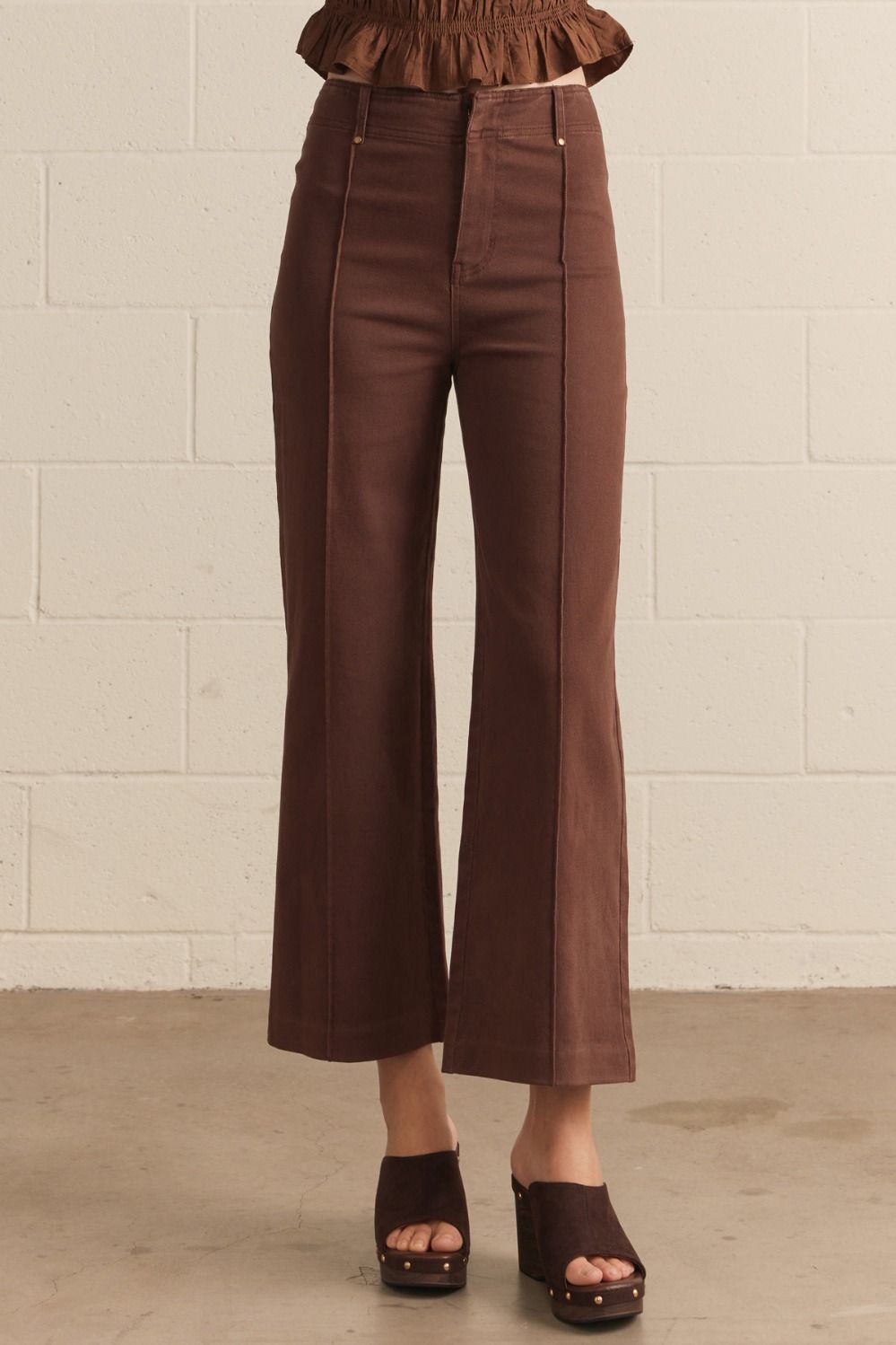 Solid high rise wide leg pant