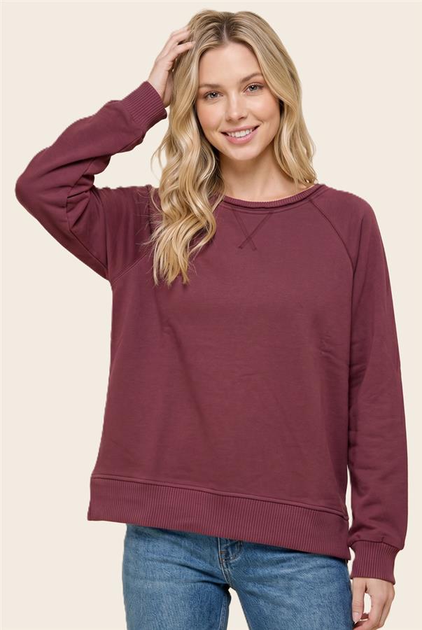 Raglan sleeve sweatshirt
