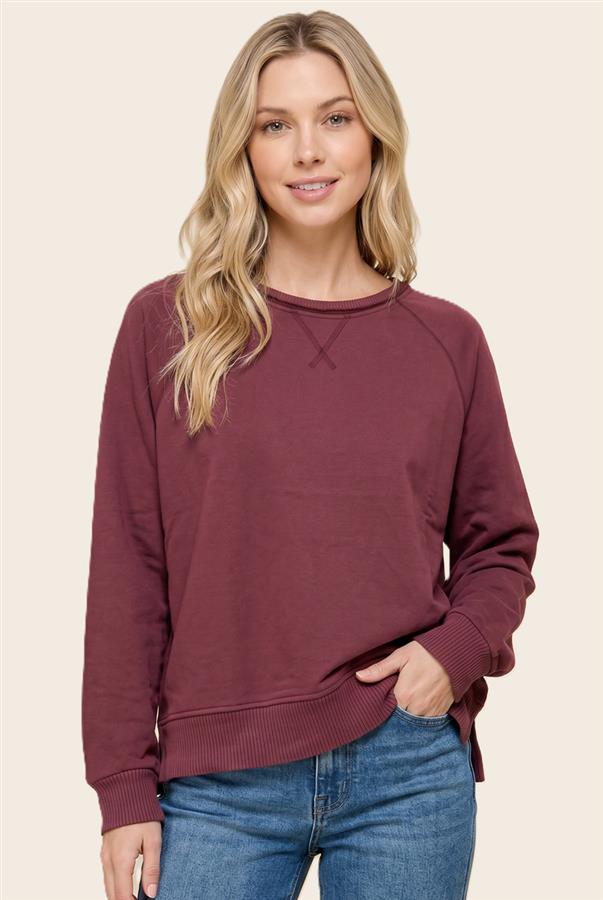 Raglan sleeve sweatshirt