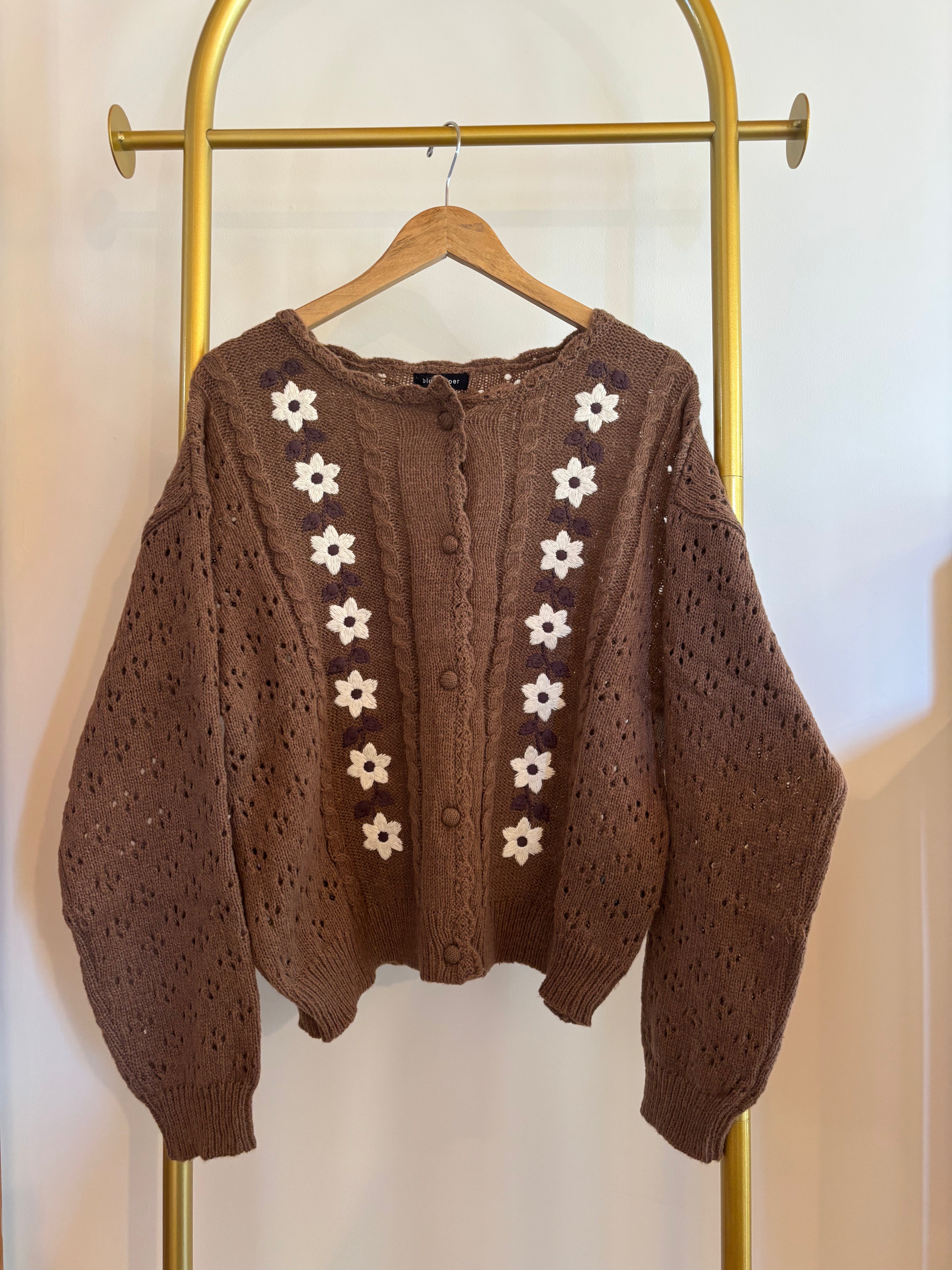 Floral embroidered crochet cardigan