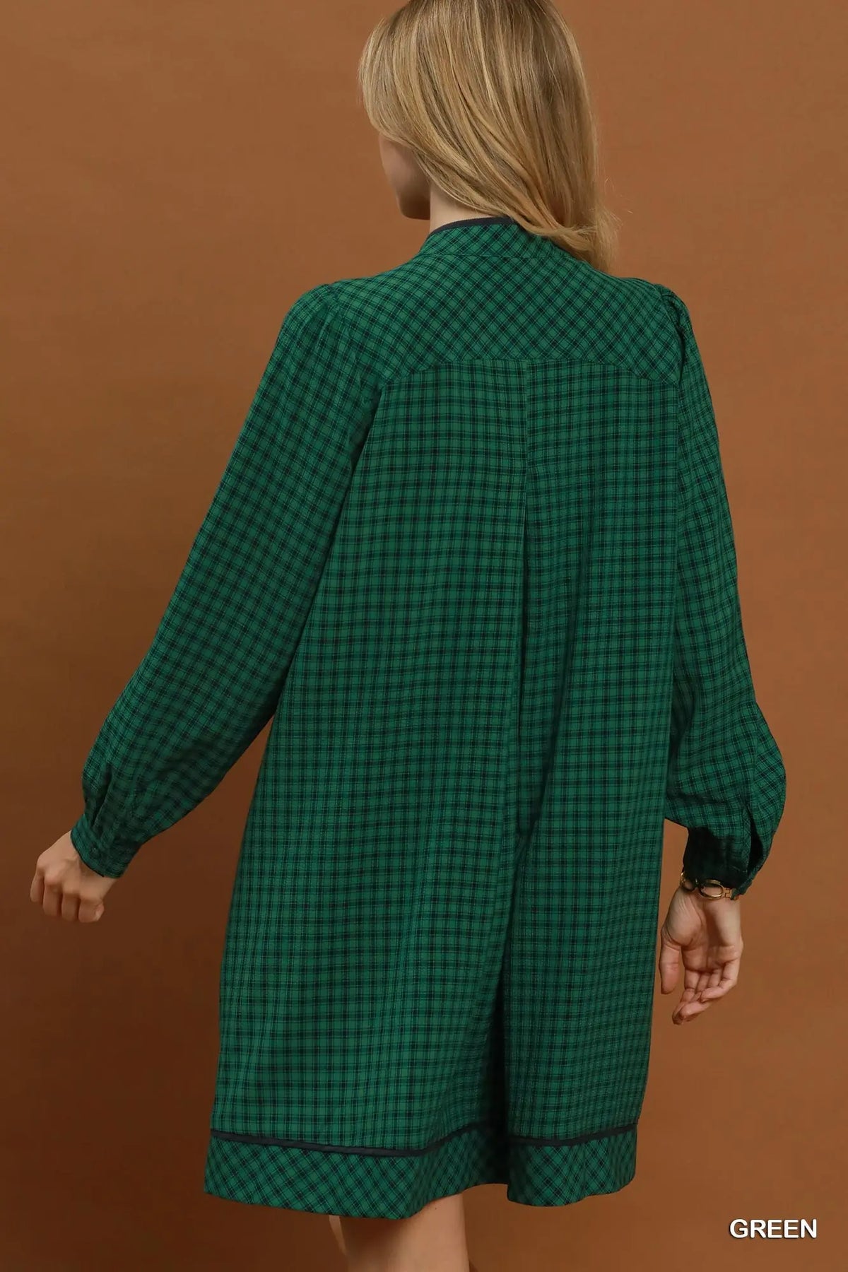 Plaid Contrast Collar Long Sleeve Shift Dress