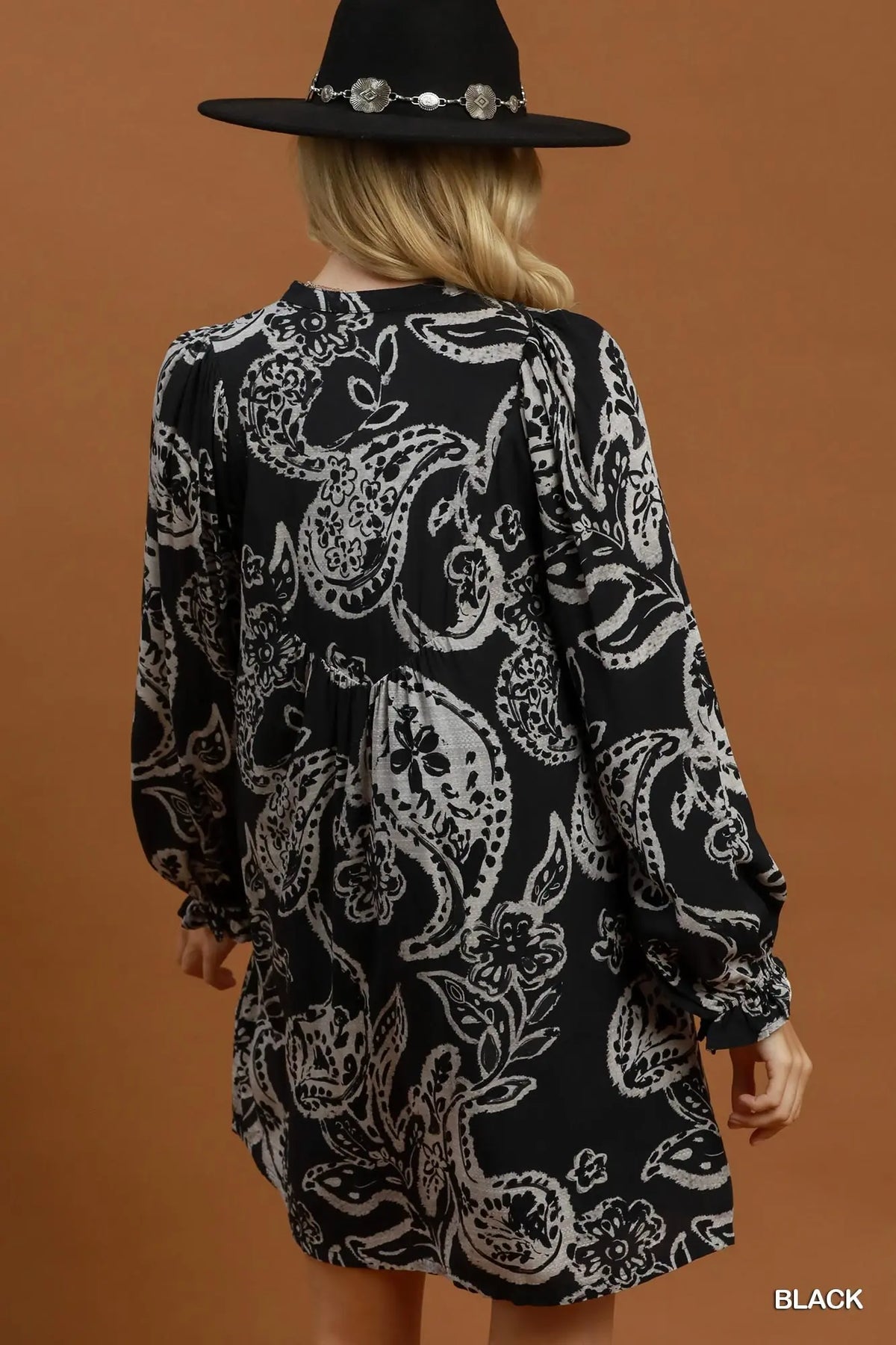 Paisley puff sleeve vneck dress with scallop lace