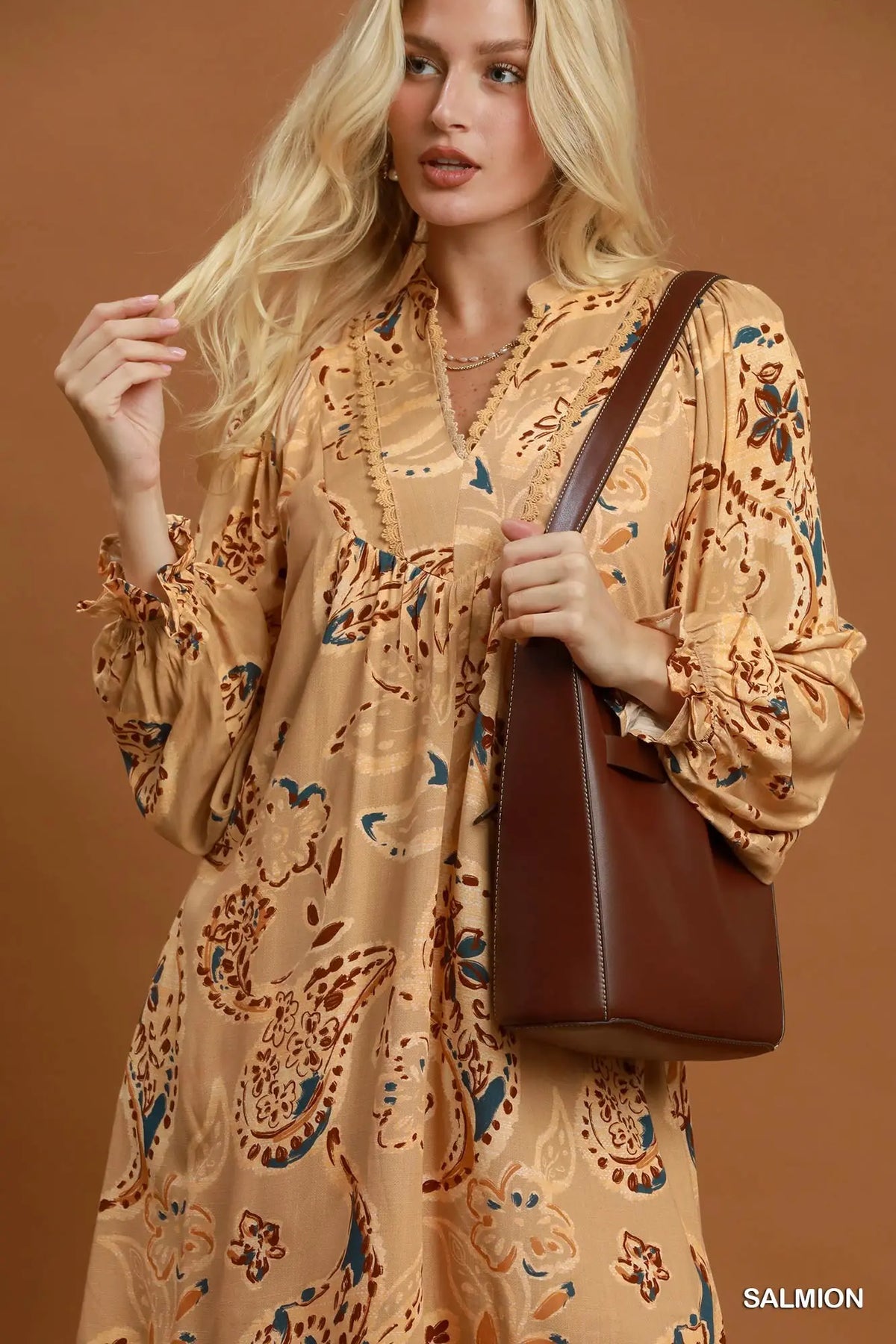 Paisley puff sleeve vneck dress with scallop lace