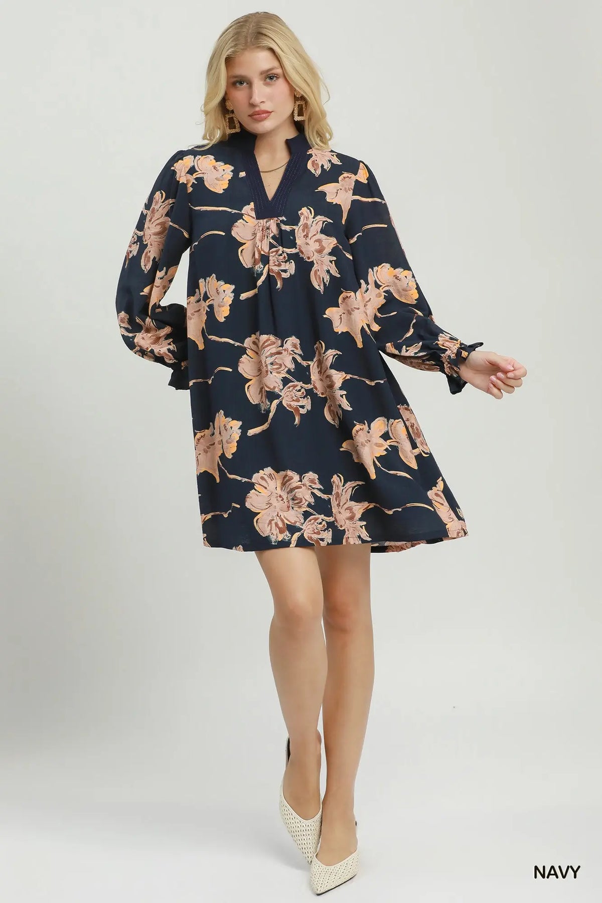 Floral print corduroy stitch vneck dress